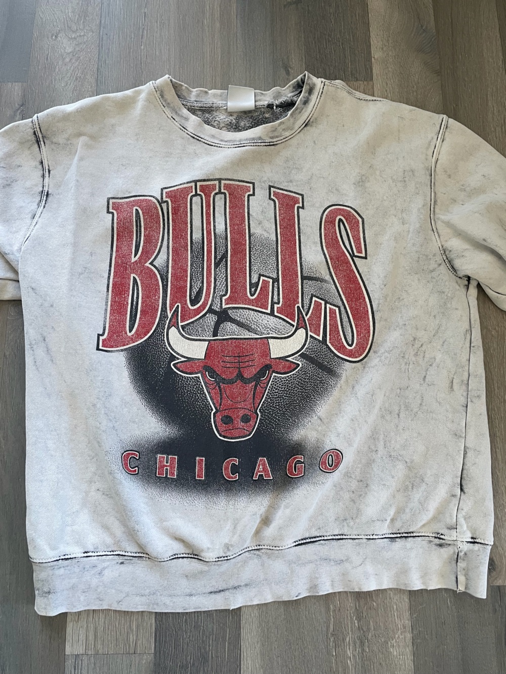 47 Chicago Bulls Crewneck Sweatshirt Vintage Distressed Style Men’s L
